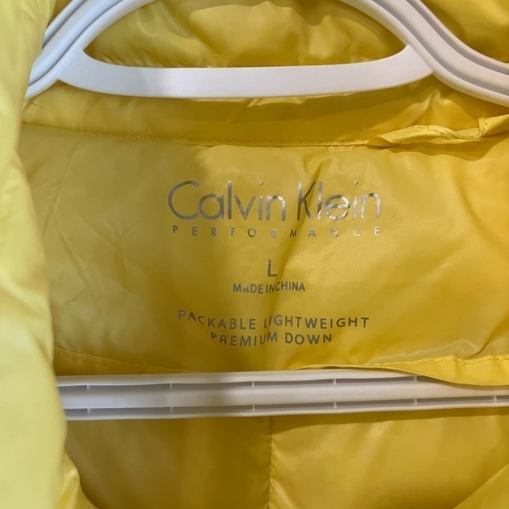 Calvin Klein Down Puffer Pullover Jacket Yellow Large - Picture 4 of 10